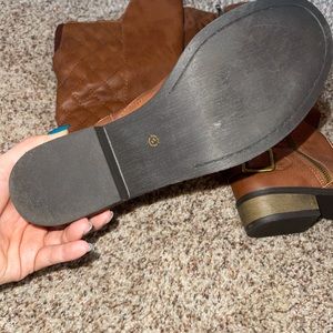 Brown buckle boots